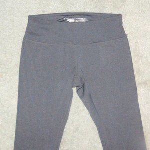 HEAD Sz XS Charcoal Gray Capri Leggings w/Ruching & Zip @ Ankles